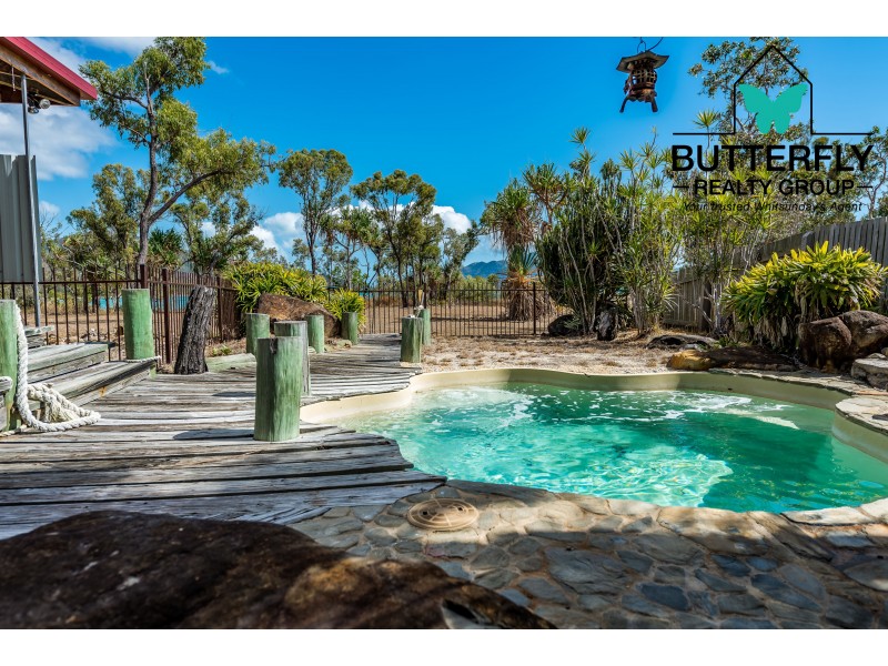 Dingo Beach QLD 4800