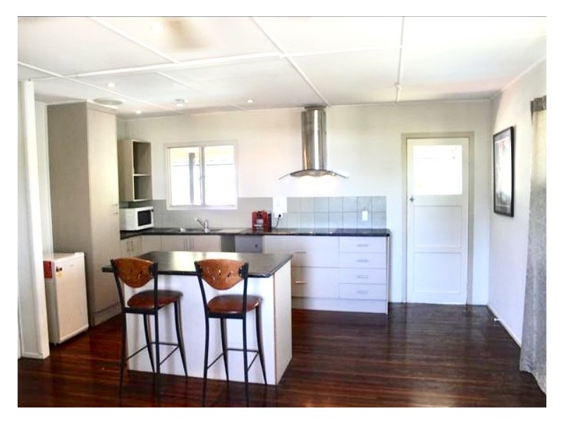 6 Manuel Street, North Mackay QLD 4740