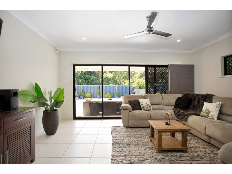 37 Corella Way, Blacks Beach QLD 4740