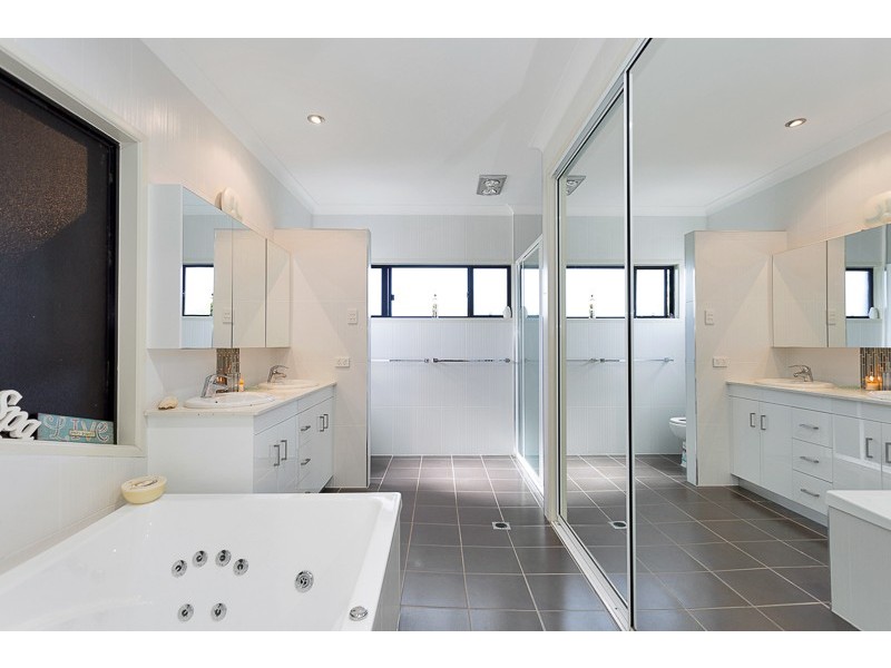 37 Corella Way, Blacks Beach QLD 4740