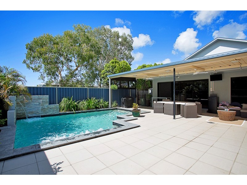 37 Corella Way, Blacks Beach QLD 4740