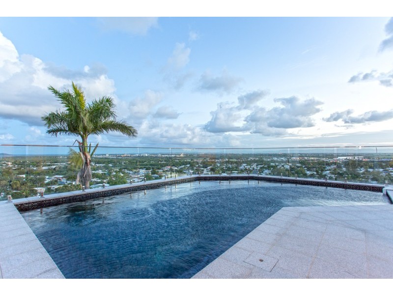 71 High Street, North Mackay QLD 4740