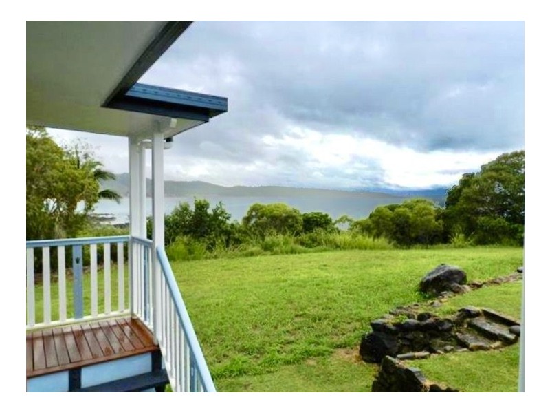 3 Inlet Court, Campwin Beach QLD 4737