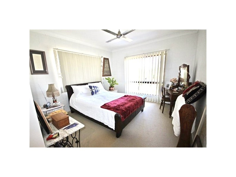 3 Inlet Court, Campwin Beach QLD 4737