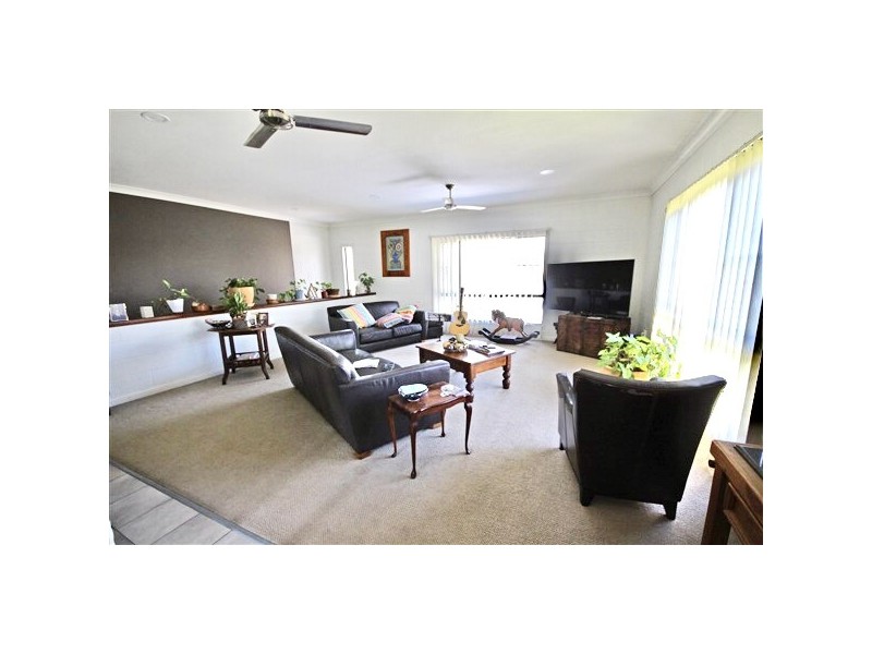 3 Inlet Court, Campwin Beach QLD 4737