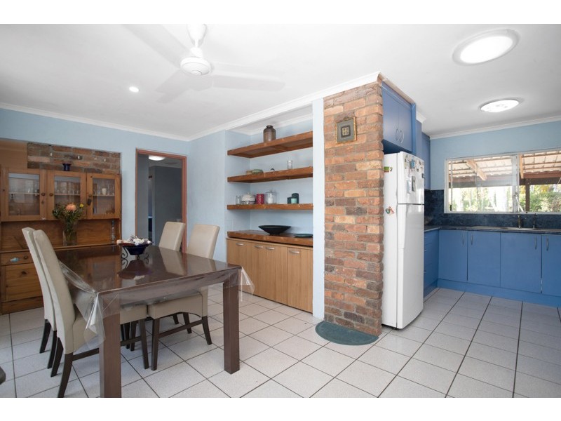 6 Cahill Crescent, Rural View QLD 4740