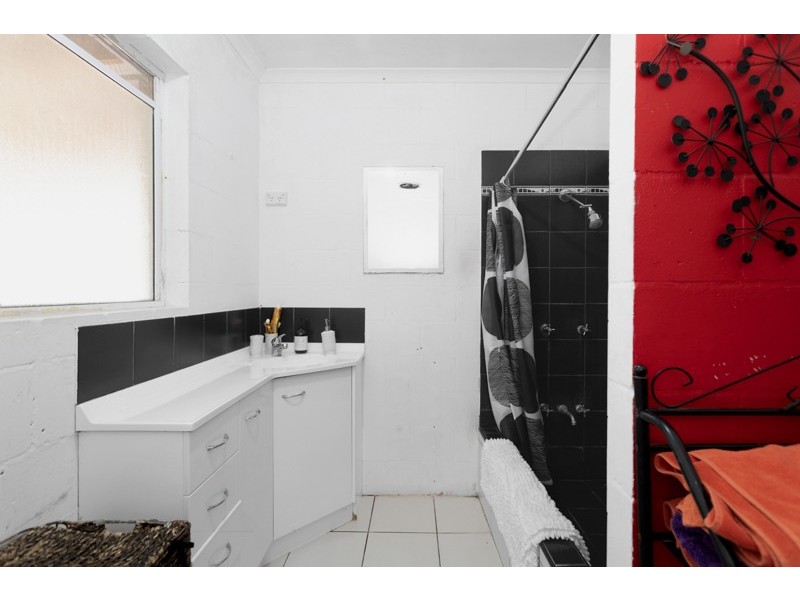 6 Cahill Crescent, Rural View QLD 4740