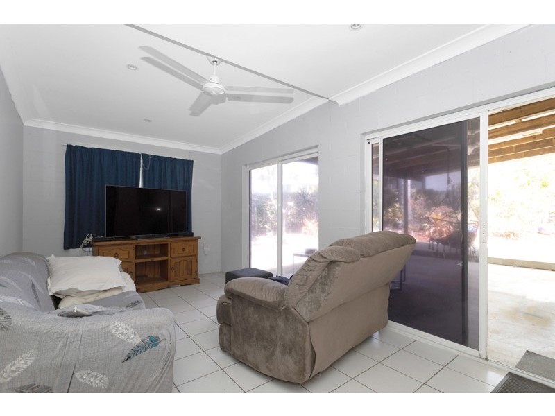 6 Cahill Crescent, Rural View QLD 4740