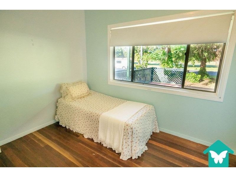 25 Bundesen Avenue, Midge Point QLD 4799