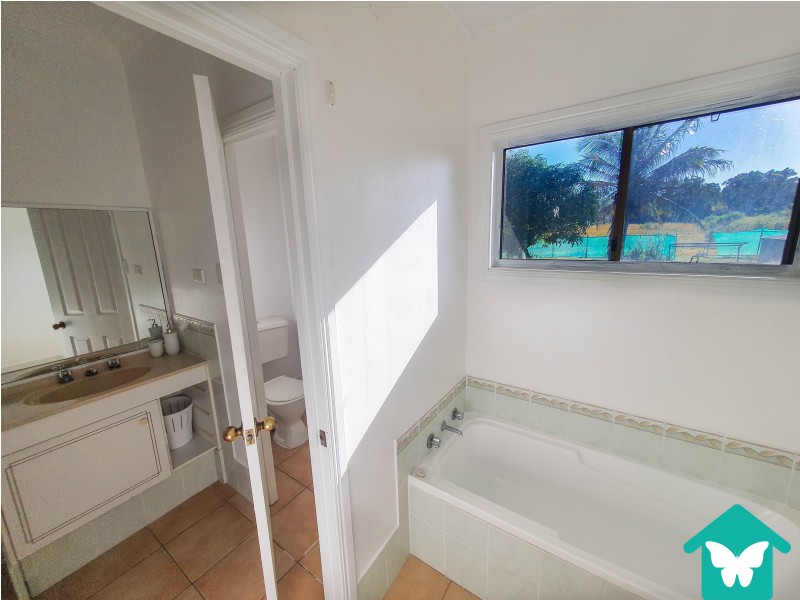 25 Bundesen Avenue, Midge Point QLD 4799