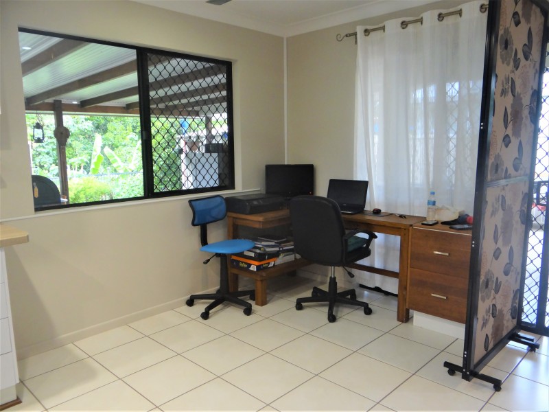 19 Village Circuit, Eimeo QLD 4740
