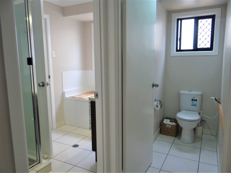 19 Village Circuit, Eimeo QLD 4740