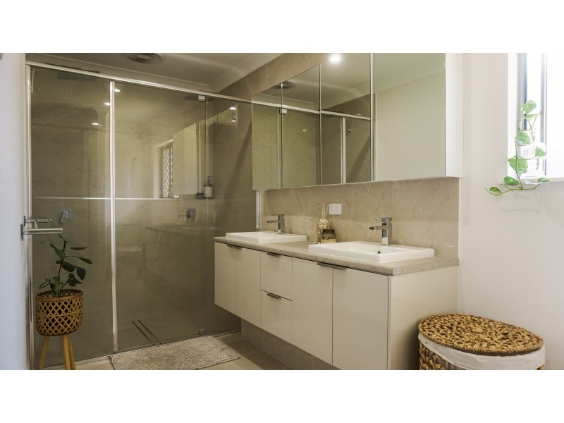 14 Oakview Street, Richmond QLD 4740