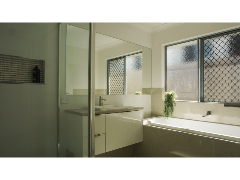 14 Oakview Street, Richmond QLD 4740