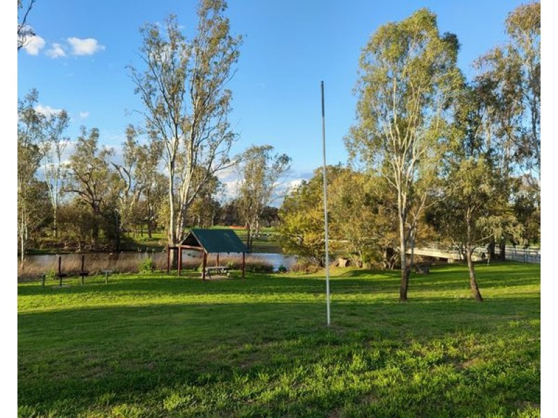 95 MacIntyre Street, Leyburn QLD 4365