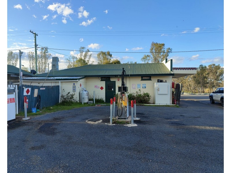 95 MacIntyre Street, Leyburn QLD 4365
