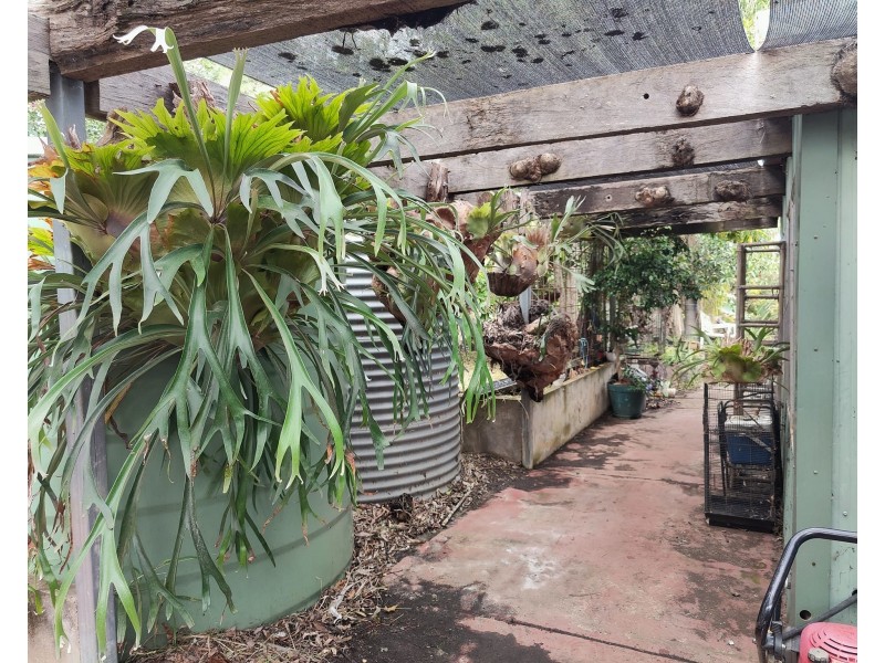 282 Smith Road, Booie QLD 4610