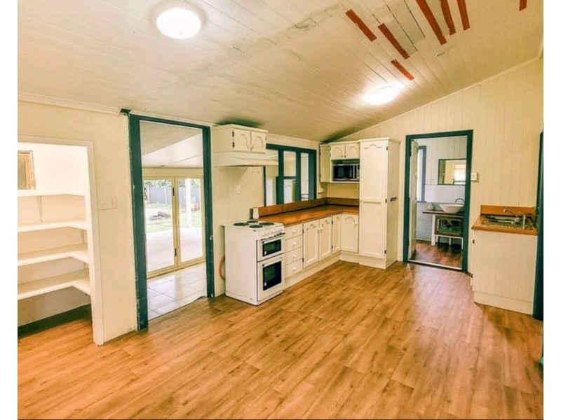 15 Jupp Street, Proserpine QLD 4800