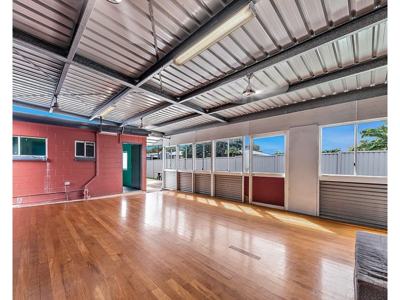 6 Waite Street, Proserpine QLD 4800