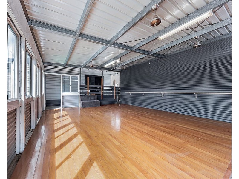 6 Waite Street, Proserpine QLD 4800