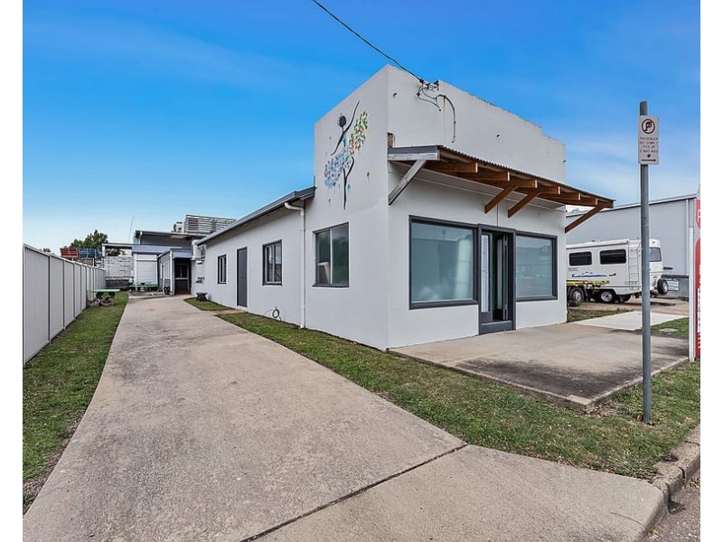 6 Waite Street, Proserpine QLD 4800