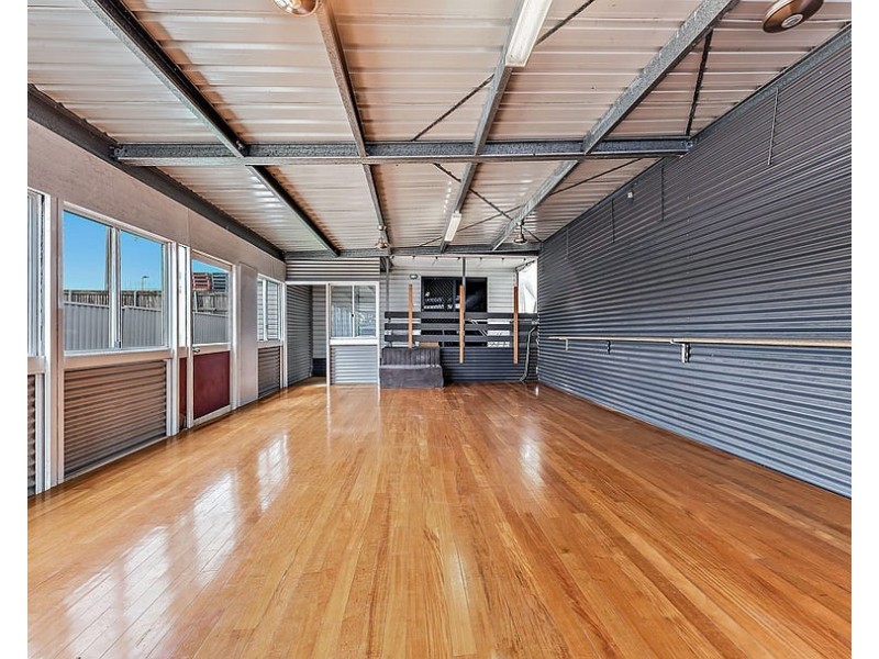 6 Waite Street, Proserpine QLD 4800