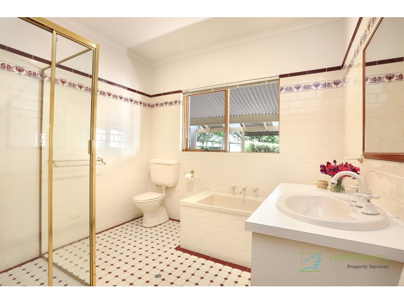 69 Moore Road, Woodside SA 5244