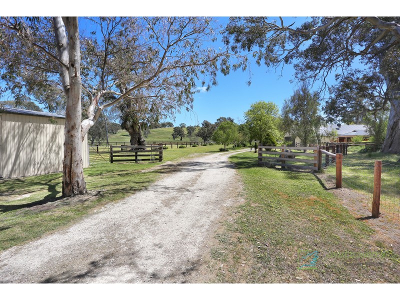 69 Moore Road, Woodside SA 5244