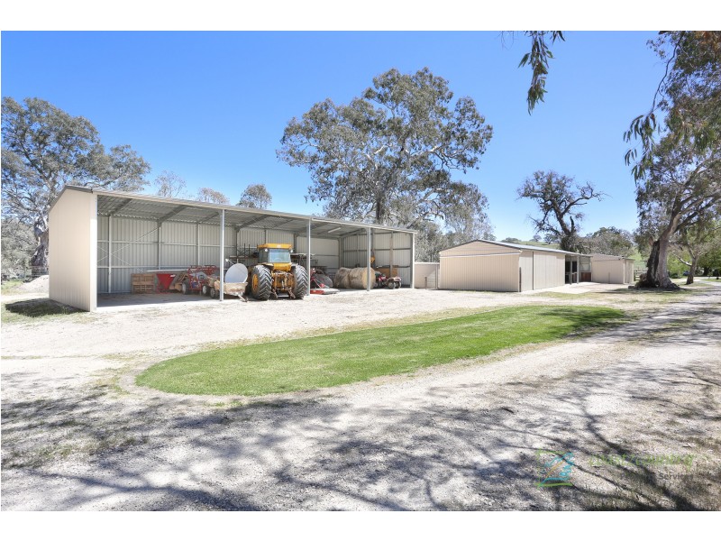 69 Moore Road, Woodside SA 5244