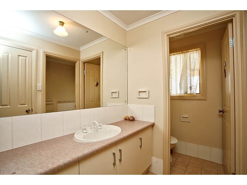 8 Jacob Street, Springton SA 5235