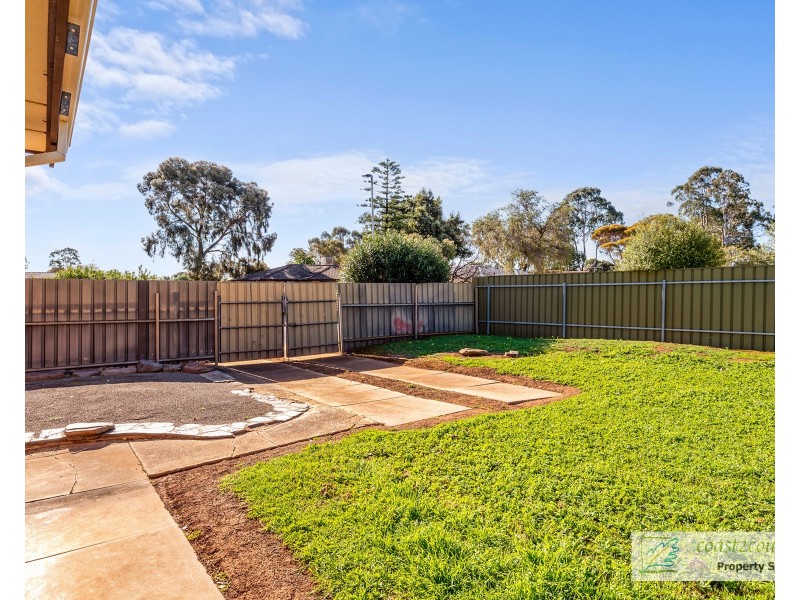 2 Cochran Street, Elizabeth Downs SA 5113