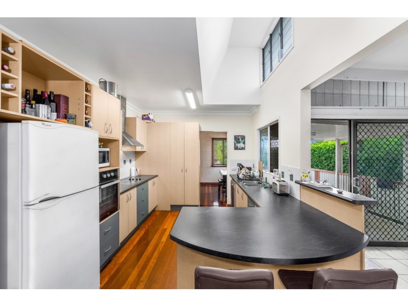 120 Lutzow Street, Tarragindi QLD 4121