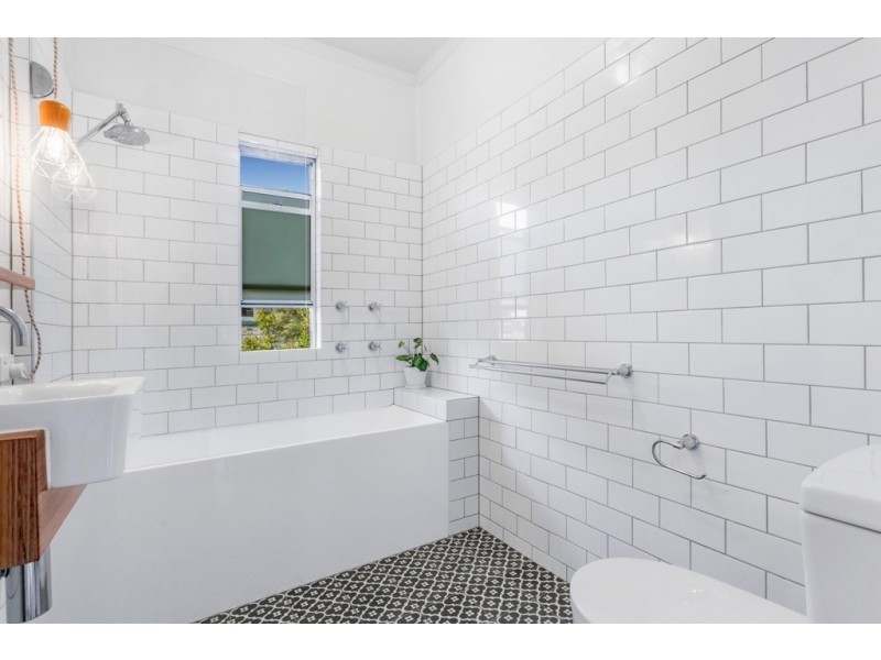 132 Fingal Street, Tarragindi QLD 4121