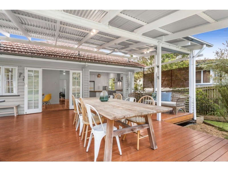 132 Fingal Street, Tarragindi QLD 4121