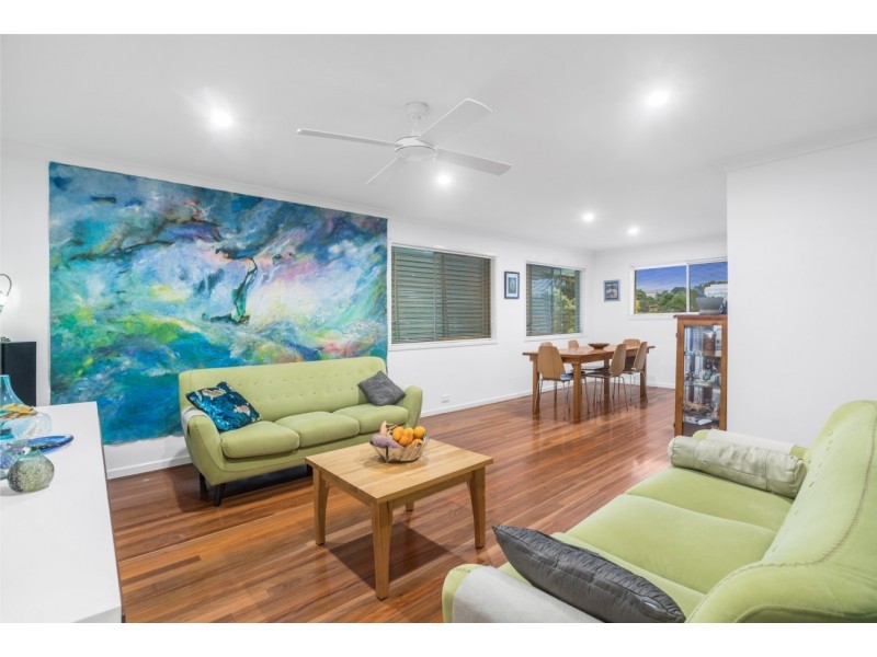 74 Capella Street, Coorparoo QLD 4151