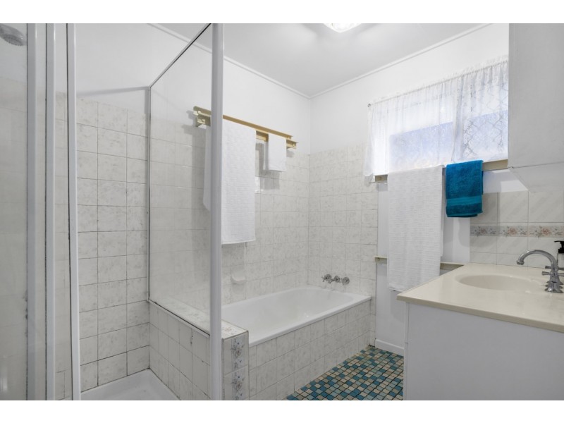 74 Capella Street, Coorparoo QLD 4151