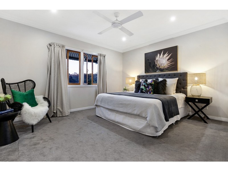 53 Amethyst Street, Holland Park QLD 4121