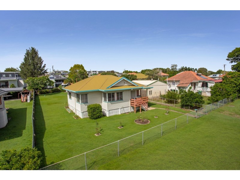 9 Upwood Street, Coopers Plains QLD 4108