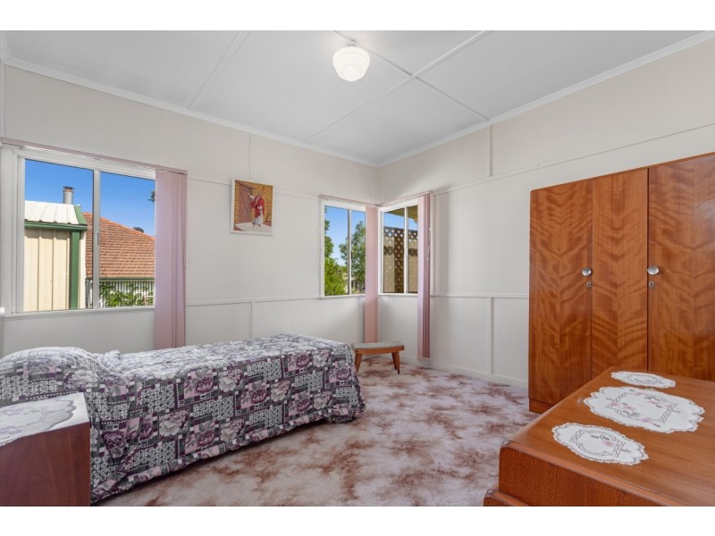 9 Upwood Street, Coopers Plains QLD 4108