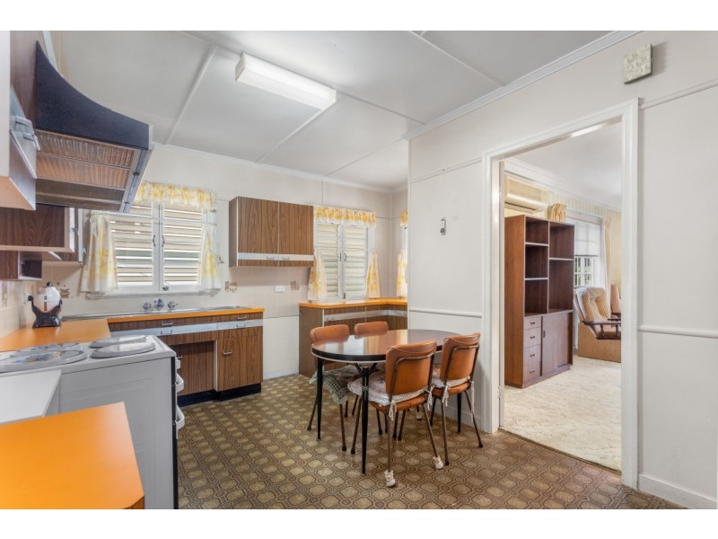 118 Laura Street, Tarragindi QLD 4121