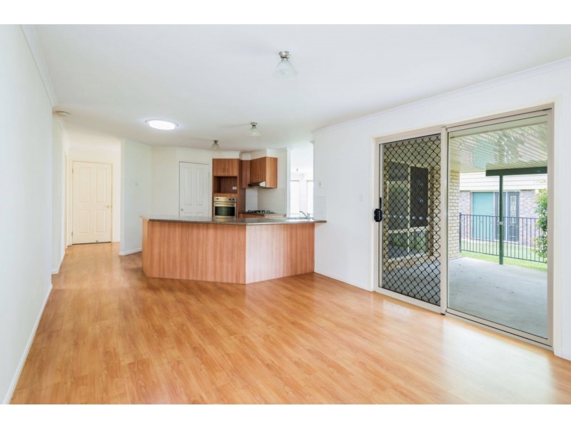 28 Bent Street, Cannon Hill QLD 4170