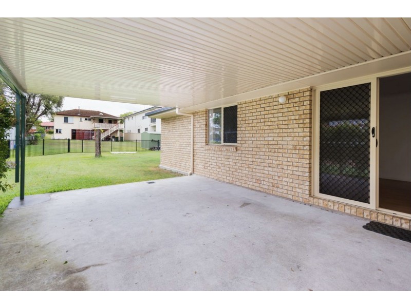 28 Bent Street, Cannon Hill QLD 4170