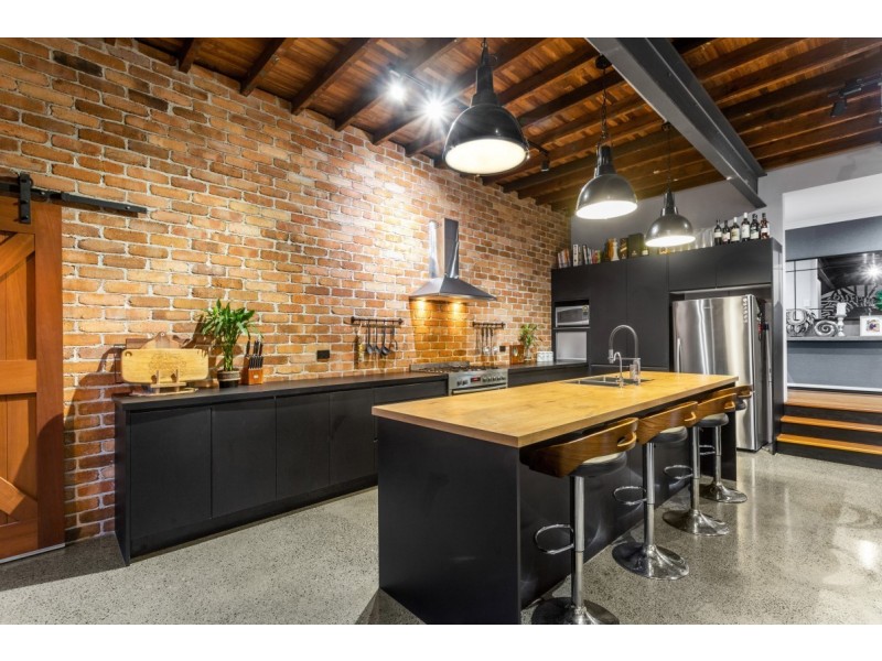 9 Kogarah Street, Tarragindi QLD 4121