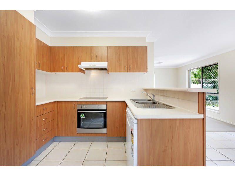 4/20 Flamingo Close, Wishart QLD 4122