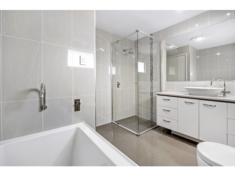 4 Cary Street, Mount Gravatt East QLD 4122