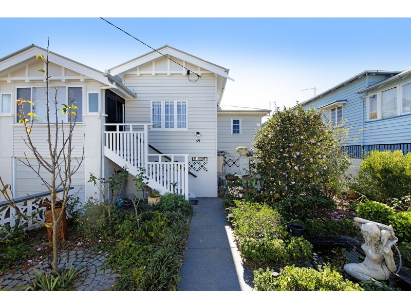 49 Wilkins Street West, Fairfield QLD 4103