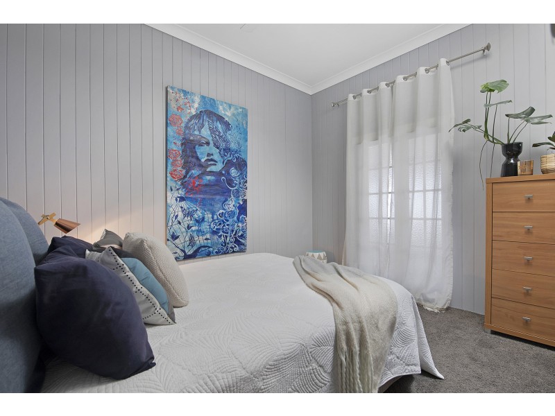 49 Wilkins Street West, Fairfield QLD 4103