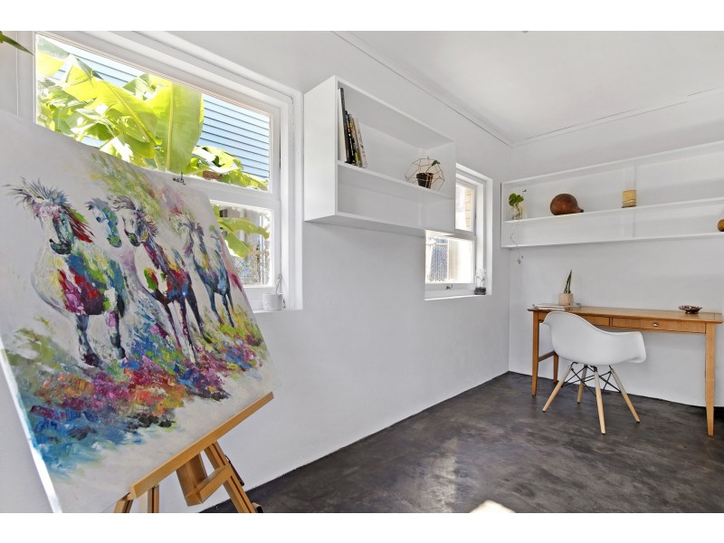 49 Wilkins Street West, Fairfield QLD 4103