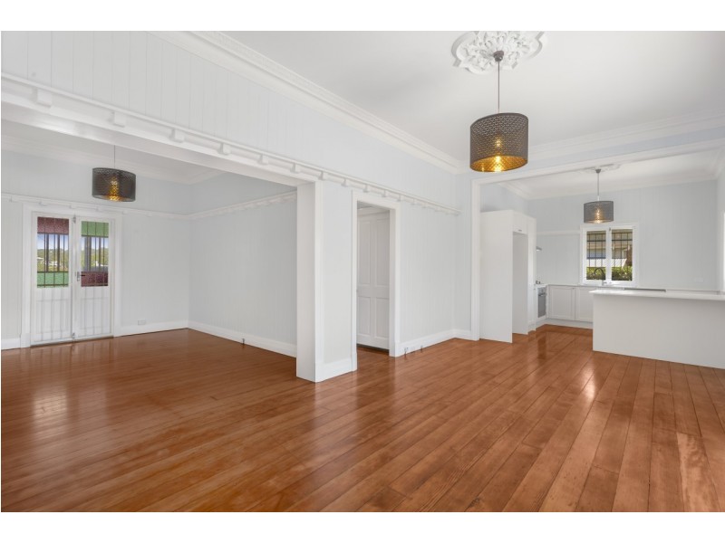 33 Kivas Street, Tarragindi QLD 4121