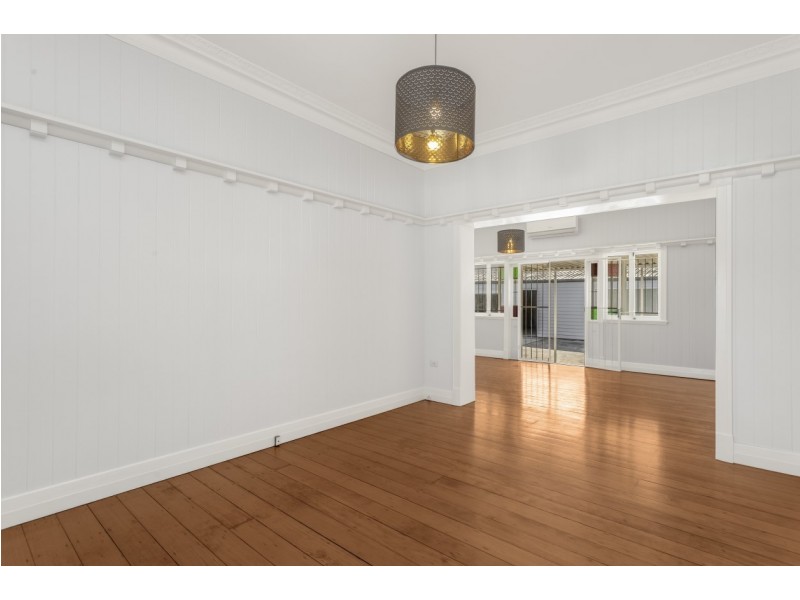 33 Kivas Street, Tarragindi QLD 4121